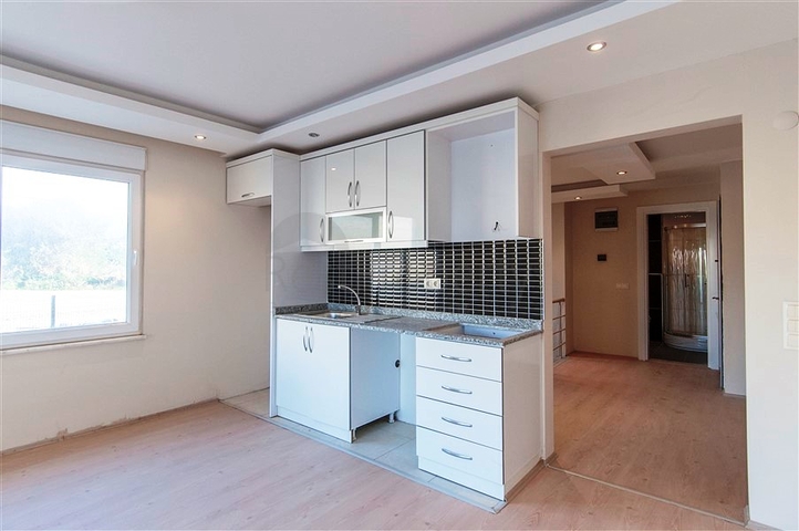 Квартира дуплекс планировкой 3+1 в районе Кестель