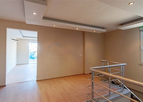 Квартира дуплекс планировкой 3+1 в районе Кестель