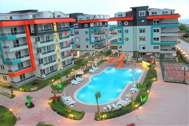 Пентхаус планировки 2+1 в благоустроенном комплексе Кестеля