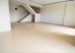 Пентхаус планировки 2+1 в благоустроенном комплексе Кестеля