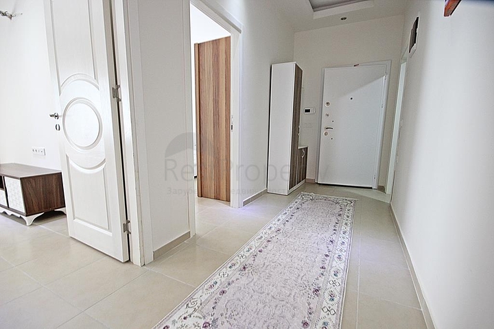 Трехкомнатная квартира с мебелью в районе Махмутлар