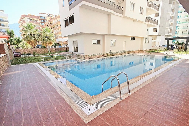 Трехкомнатная квартира с мебелью в районе Махмутлар