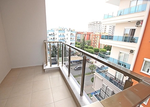 Трехкомнатная квартира с мебелью в районе Махмутлар