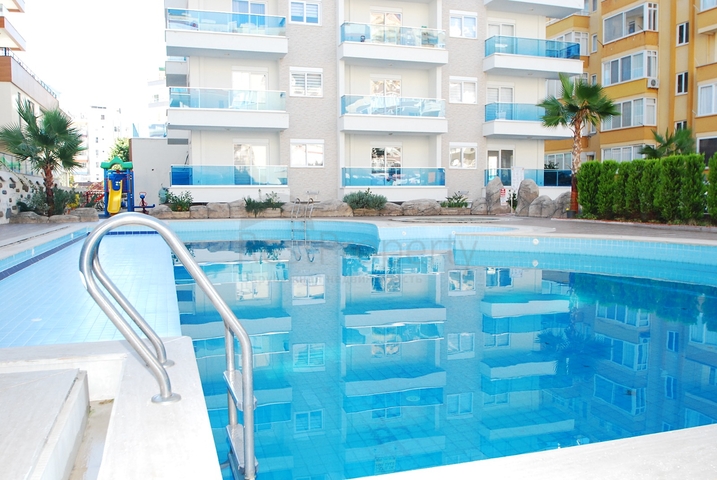 Двухкомнатная квартира в центре Махмутлара