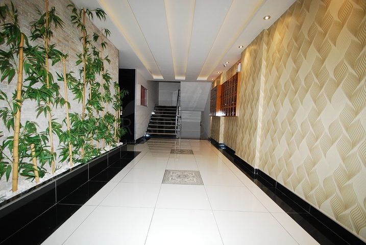 Двухкомнатная квартира в центре Махмутлара