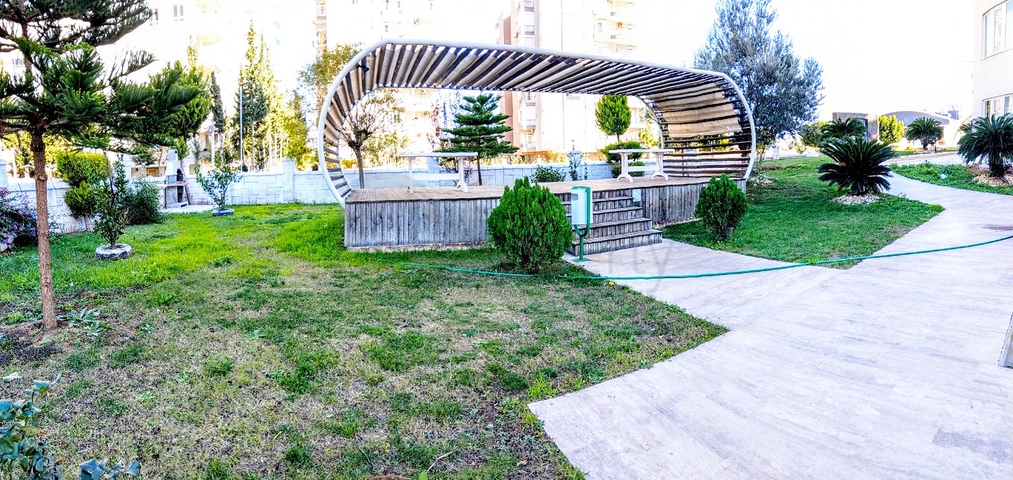 Квартира 1+1 с мебелью в районе Коньяалты Анталья до моря 700 м