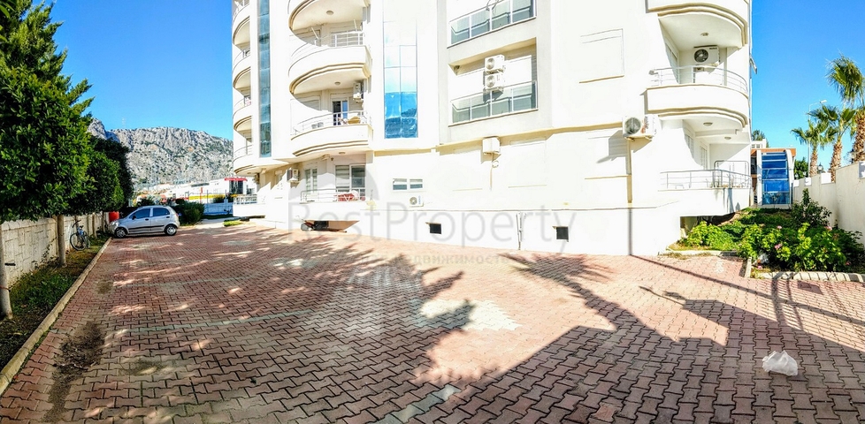 Квартира 1+1 с мебелью в районе Коньяалты Анталья до моря 700 м