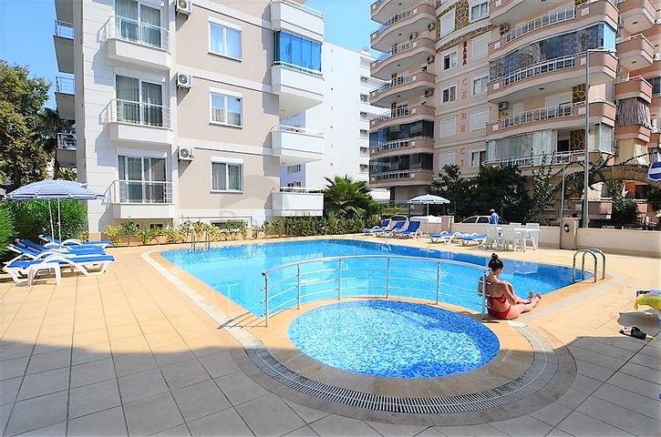 Меблированная квартира планировки 1+1 в Махмутларе