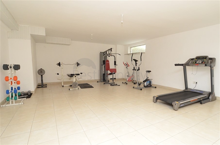 Меблированная квартира планировки 1+1 в Махмутларе