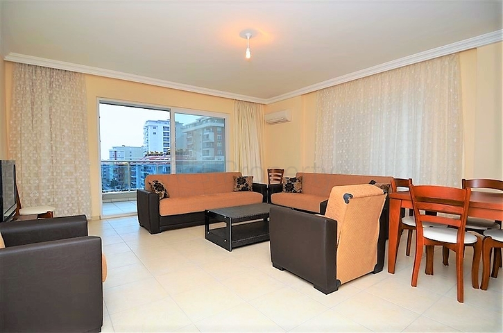 Меблированная квартира планировкой 2+1 в Махмутларе