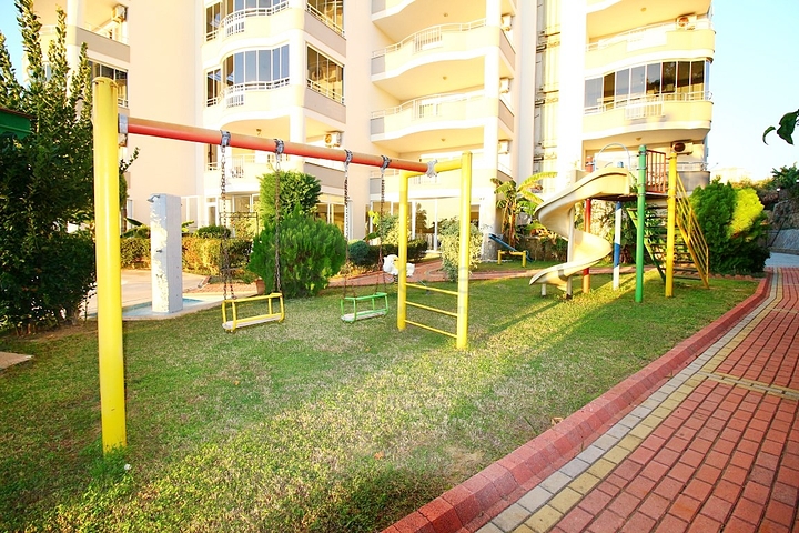 Квартира планировки 2+1 в районе Махмутлар