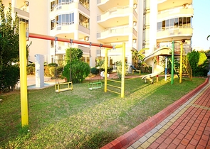 Квартира планировки 2+1 в районе Махмутлар