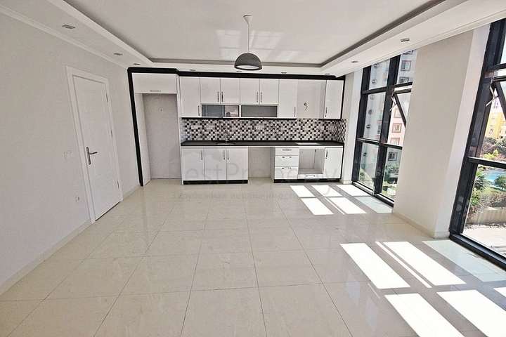 Квартира планировки 2+1 в новом комплексе Махмутлара