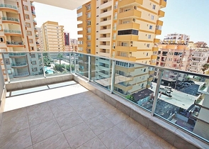 Квартира планировки 2+1 в новом комплексе Махмутлара