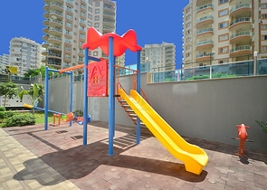 Квартира планировки 2+1 в новом комплексе Махмутлара