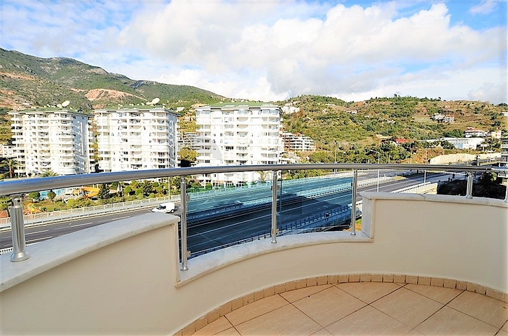 Большая квартира 2+1 для всей семьи в Джикджилли