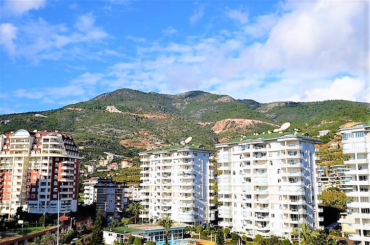 Большая квартира 2+1 для всей семьи в Джикджилли