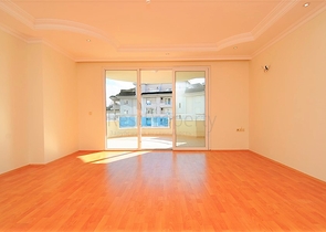 Большая квартира 2+1 для всей семьи в Джикджилли