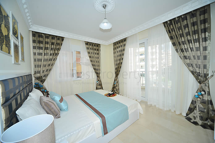 Трехкомнатная квартира в районе Махмутлар