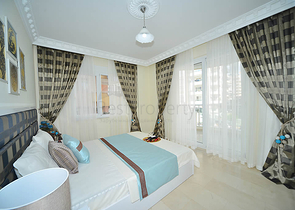 Трехкомнатная квартира в районе Махмутлар