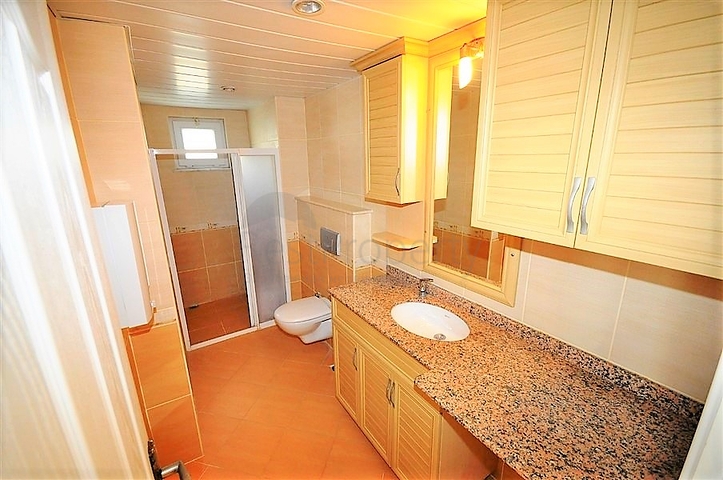 Квартира планировкой 2+1 в районе Махмутлар