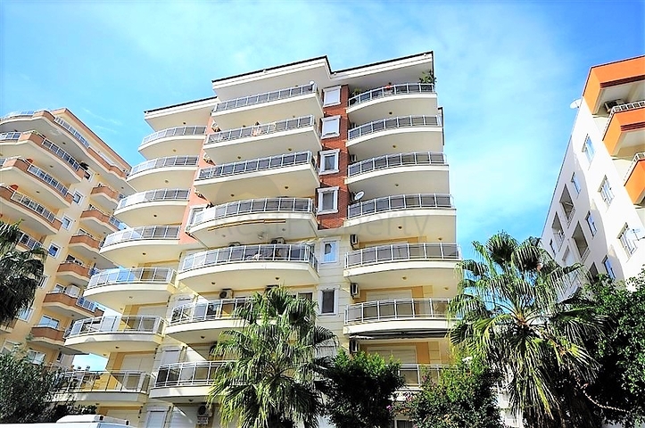 Квартира планировкой 2+1 в районе Махмутлар