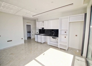 Квартира планировкой 2+1 с прямым видом на море