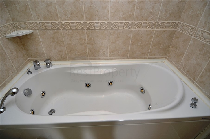 Роскошный пентхаус с прямым видом на Средиземное море