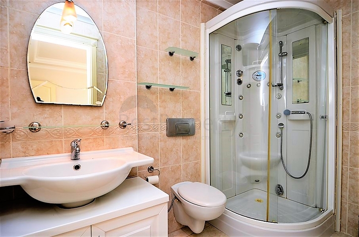 Роскошный пентхаус с прямым видом на Средиземное море