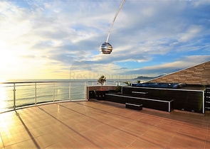 Роскошный пентхаус с прямым видом на Средиземное море