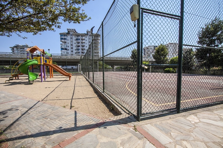 Большой пентхаус с видом на горы и море в Джикджилли