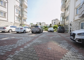 Большой пентхаус с видом на горы и море в Джикджилли