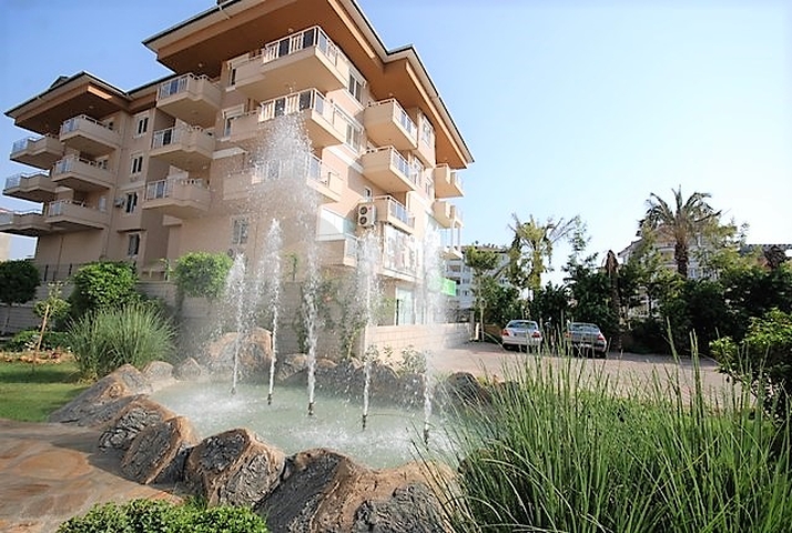 Трехкомнатная квартира в благоустроенном комплексе Обы