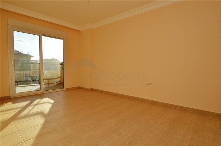 Трехкомнатная квартира в благоустроенном комплексе Обы