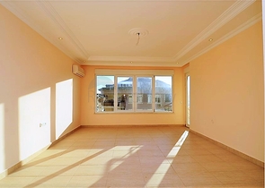 Трехкомнатная квартира в благоустроенном комплексе Обы