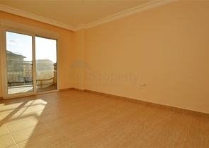 Трехкомнатная квартира в благоустроенном комплексе Обы