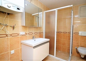 Трехкомнатная квартира в благоустроенном комплексе Обы