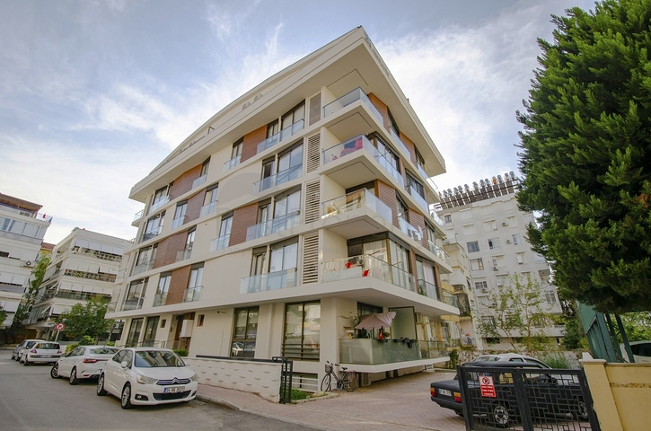 Квартиры 3+1 и 4+1 на завершающей стадии строительства в центре Анталии 