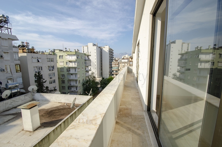 Квартиры 3+1 и 4+1 на завершающей стадии строительства в центре Анталии 