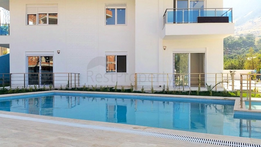 Квартира 2+1 в комплексе с бассейном в Хурме Коньяалты