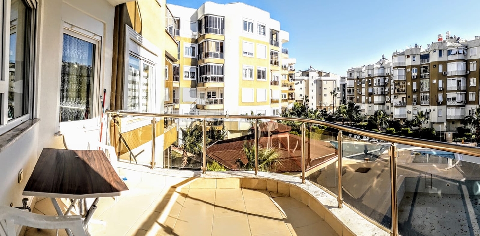 Квартира 1+1 на аренду в центре района Лиман Коньяалты  Анталья