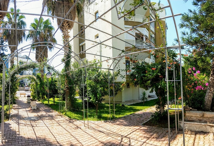 Квартира 1+1 на аренду в центре района Лиман Коньяалты  Анталья