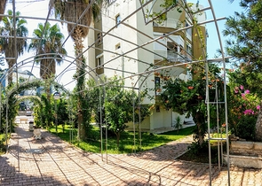 Квартира 1+1 на аренду в центре района Лиман Коньяалты  Анталья