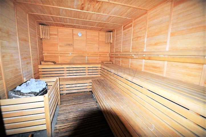 Меблированная квартира 3+1 в районе Махмутлар