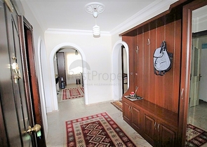 Меблированная квартира 3+1 в районе Махмутлар