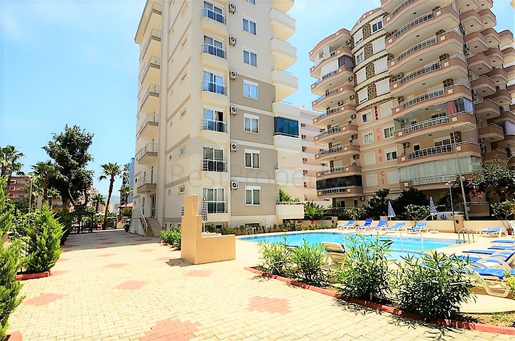 Меблированная квартира 1+1 в районе Махмутлар