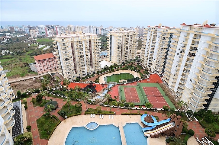 Большая квартира для всей семьи в Махмутларе