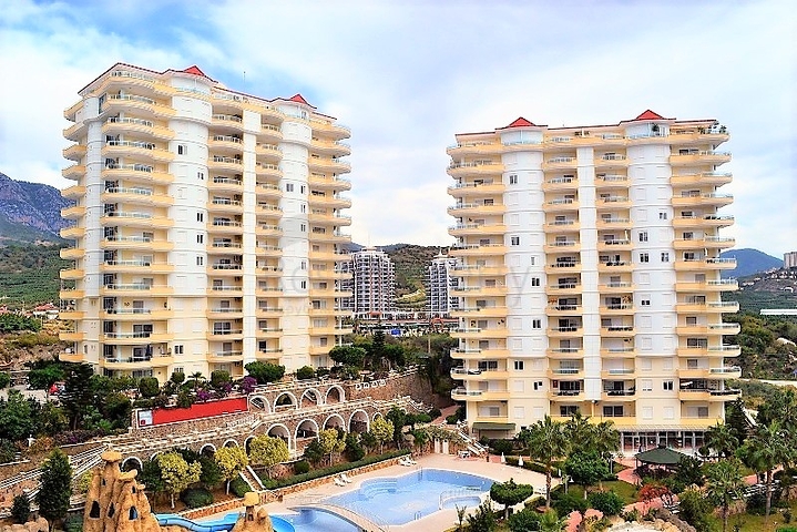 Большая квартира для всей семьи в Махмутларе