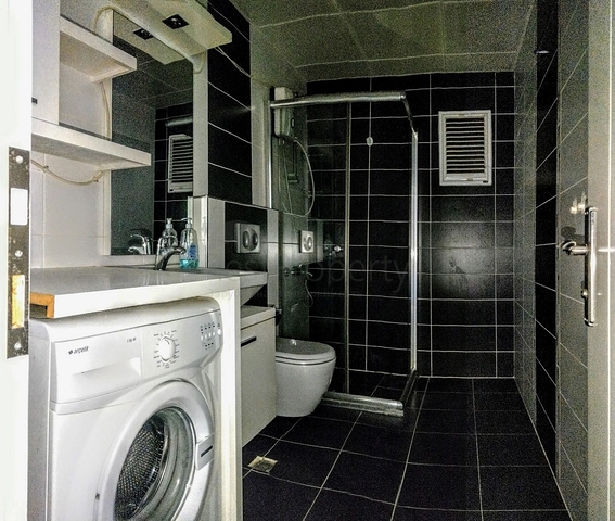 Квартира 1+1 с видом на бассейн в комплексе в Хурме Анталья