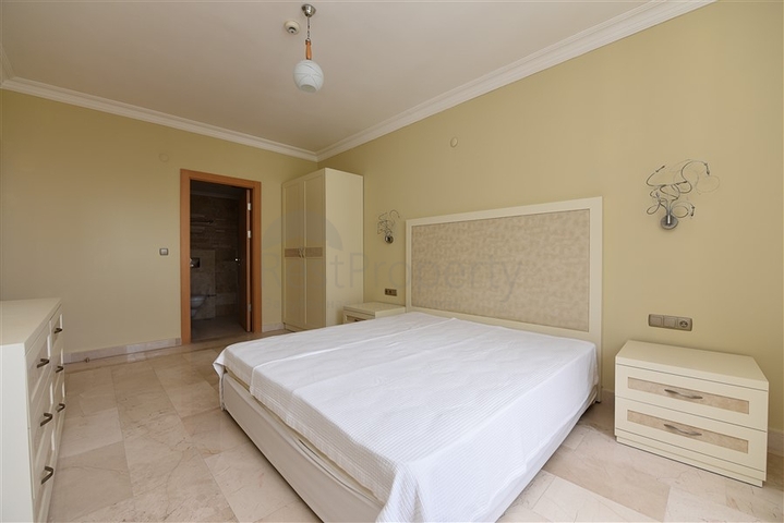 Меблированная квартира с видом на море в Каргыджаке